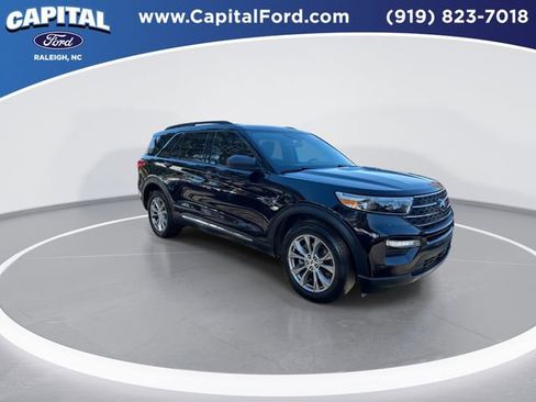 Certified 2023 Ford Explorer XLT w/ Equipment Group 202A image 2