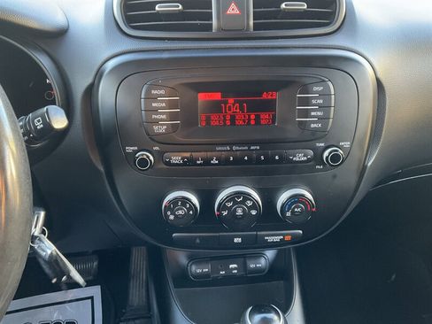 Used 2016 Kia Soul image 15
