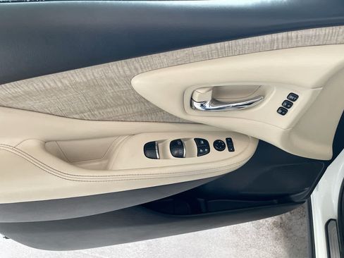 Used 2022 Nissan Murano SL AWD/4WD image 13