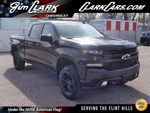 Used 2021 Chevrolet Silverado 1500 LT Trail Boss image 1