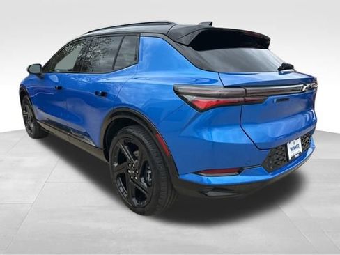 New 2026 Chevrolet Equinox EV RS image 3