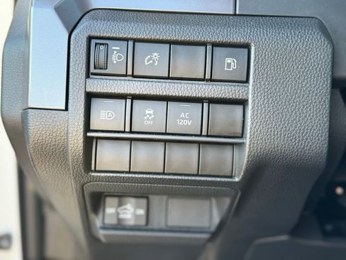 Used 2024 Toyota Tacoma TRD Off-Road AWD/4WD image 19