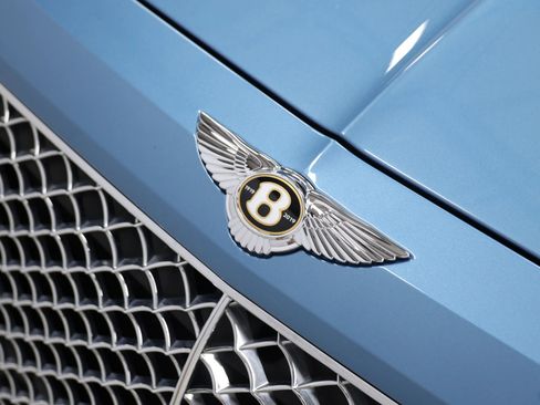 Used 2019 Bentley Bentayga image 6