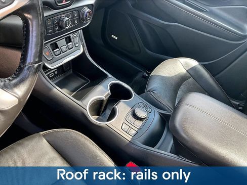 Used 2019 GMC Terrain SLT w/ GMC Pro Grade Package AWD/4WD image 23