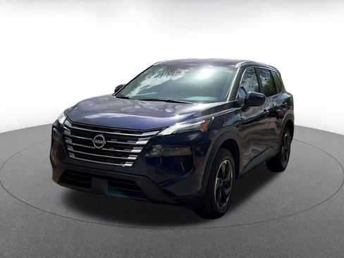 Used 2025 Nissan Rogue SV FWD image 7