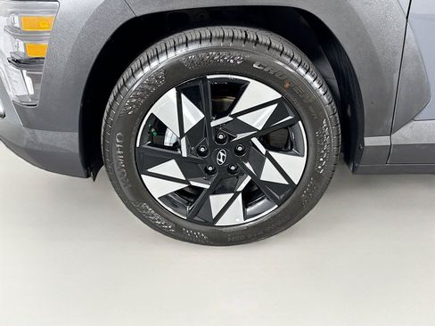 Used 2025 Hyundai Kona SEL FWD image 39