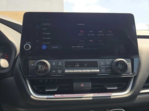 Certified 2025 Toyota Grand Highlander FWD image 27