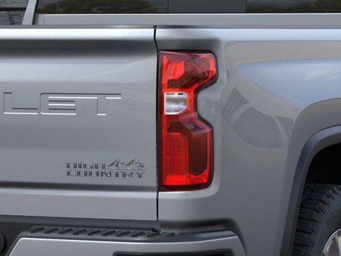 Used 2023 Chevrolet Silverado 3500 High Country w/ Technology Package image 57