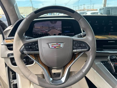 Used 2021 Cadillac Escalade Sport Platinum AWD/4WD image 21
