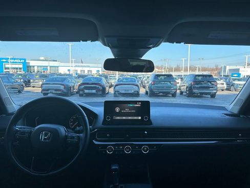 Used 2023 Honda Civic EX image 9