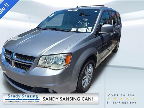 Used 2019 Dodge Grand Caravan SXT FWD image 1