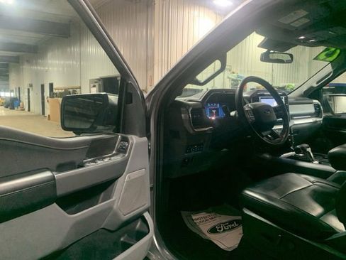 Used 2025 Ford F150 Lariat w/ Equipment Group 501A Mid AWD/4WD image 6