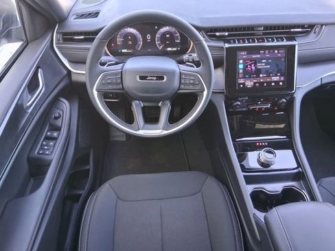 New 2026 Jeep Grand Cherokee L 2WD image 13