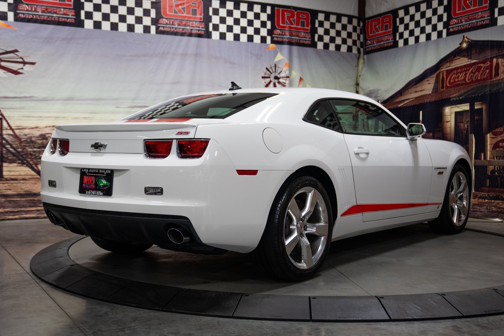 Used 2010 Chevrolet Camaro SS w/ RS Package RWD image 5
