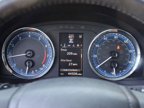 Certified 2019 Toyota Corolla SE FWD image 13