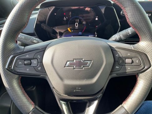 Used 2024 Chevrolet Trax RS w/ Driver Confidence Package image 24