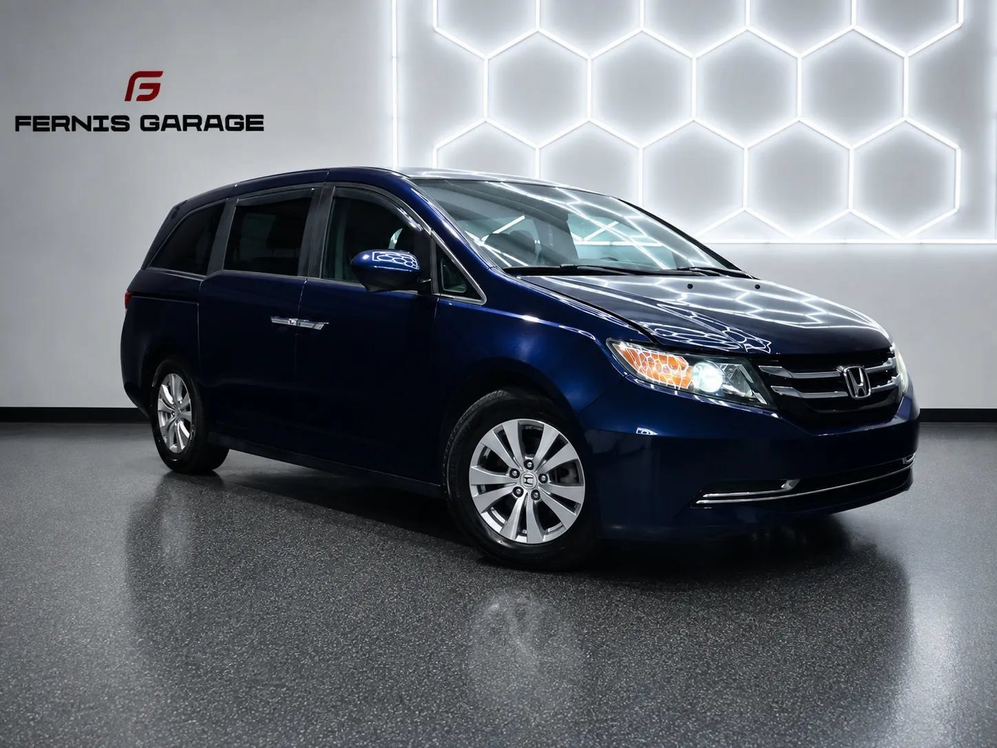 Used 2016 Honda Odyssey EX image 1