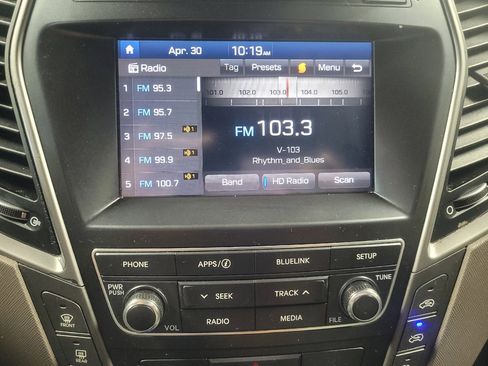 Used 2018 Hyundai Santa Fe SE FWD image 25