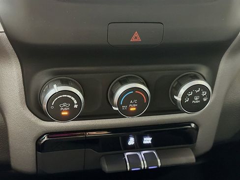 Certified 2022 RAM 1500 Big Horn image 25