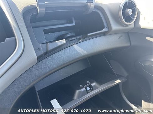 Used 2012 Chevrolet Sonic LT image 23