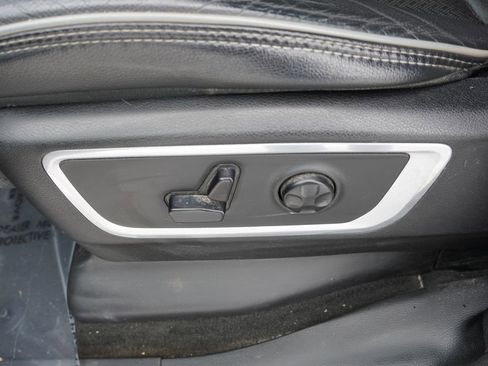 Certified 2020 RAM 1500 Laramie w/ Sport Appearance Package image 21