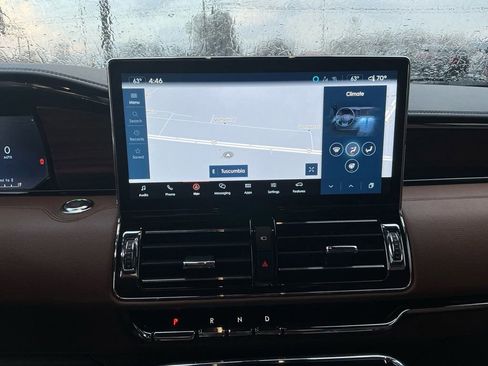 Certified 2024 Lincoln Navigator L Reserve image 26