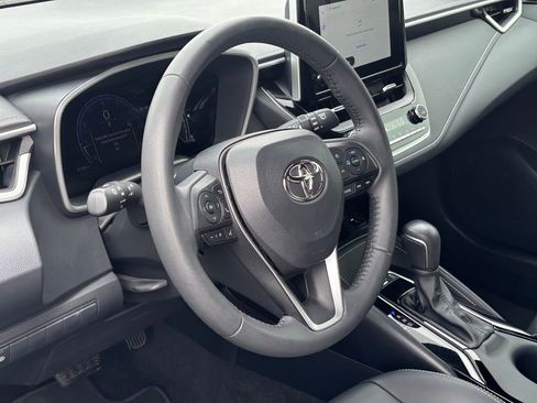 Used 2024 Toyota Corolla XSE image 9