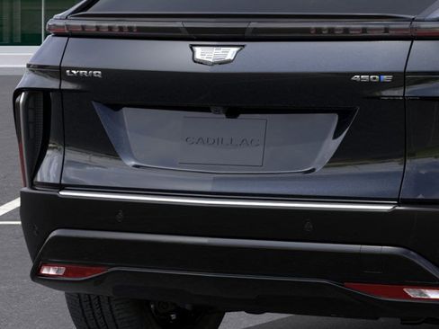 New 2026 Cadillac Lyriq Luxury image 14