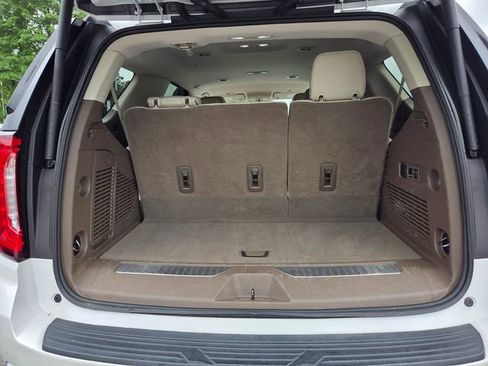 Used 2022 GMC Yukon Denali AWD/4WD image 32