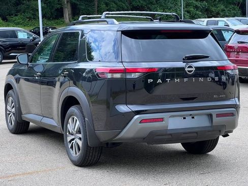 New 2026 Nissan Pathfinder SL AWD/4WD image 9