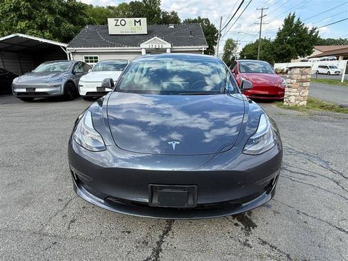 Used 2023 Tesla Model 3 Standard Range RWD image 9
