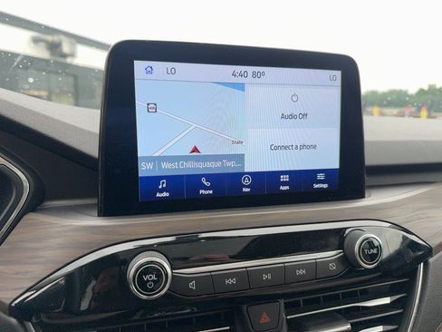 Used 2020 Ford Escape Titanium AWD/4WD image 19