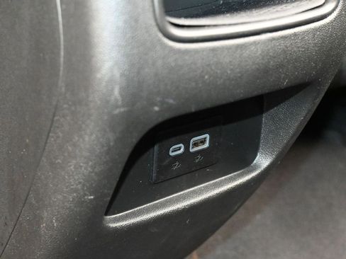 Used 2024 Cadillac XT5 Luxury image 36