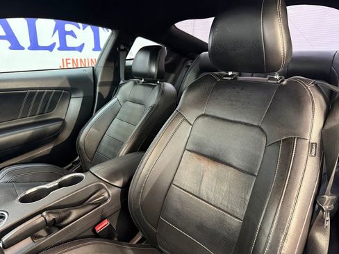 Used 2017 Ford Mustang GT Premium w/ Equipment Group 401A image 16