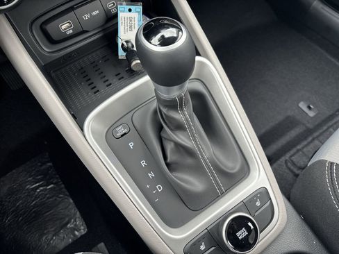 New 2026 Hyundai Venue SEL FWD image 20