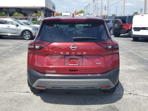Certified 2023 Nissan Rogue SV image 5