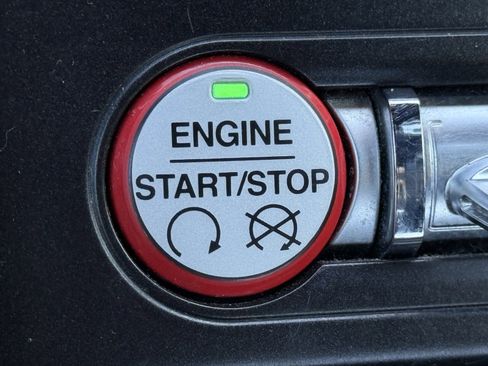 Used 2015 Ford Mustang GT Premium image 30