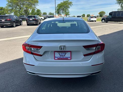 Used 2019 Honda Accord LX image 6