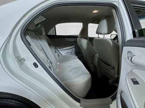 Used 2013 Toyota Corolla LE FWD image 22