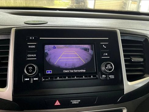Used 2016 Honda Pilot LX image 13