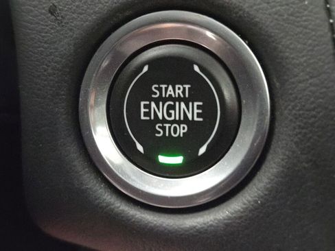 Used 2023 GMC Yukon AT4 image 38