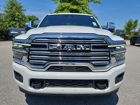 New 2026 RAM 2500 Laramie AWD/4WD image 2