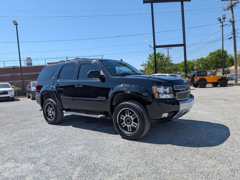 Used 2013 Chevrolet Tahoe LT w/ Suspension Package, Off-Road image 3