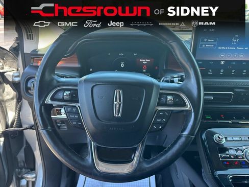 Used 2023 Lincoln Nautilus Reserve AWD/4WD image 14