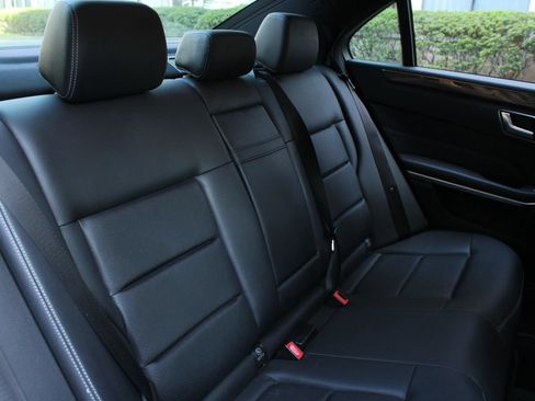 Used 2015 Mercedes-Benz E 350 4MATIC Sedan image 22