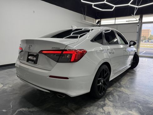 Used 2024 Honda Civic Sport image 6