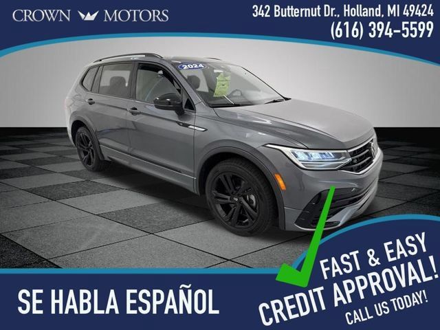 Used 2024 Volkswagen Tiguan SE R-Line FWD image 1