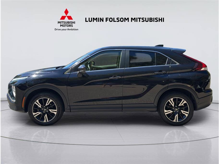 Used 2024 Mitsubishi Eclipse Cross SE AWD/4WD image 2