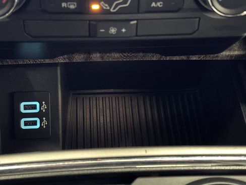 Used 2019 Ford F250 Lariat image 22