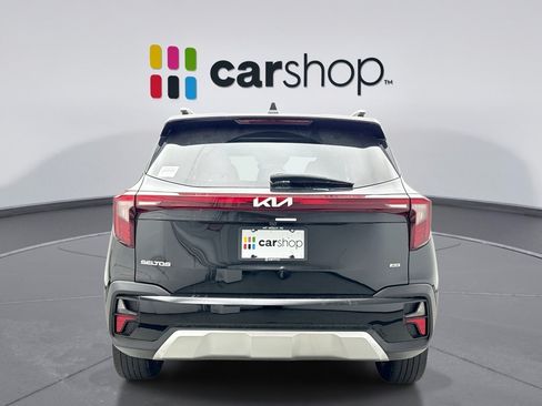 Used 2024 Kia Seltos S AWD/4WD image 4